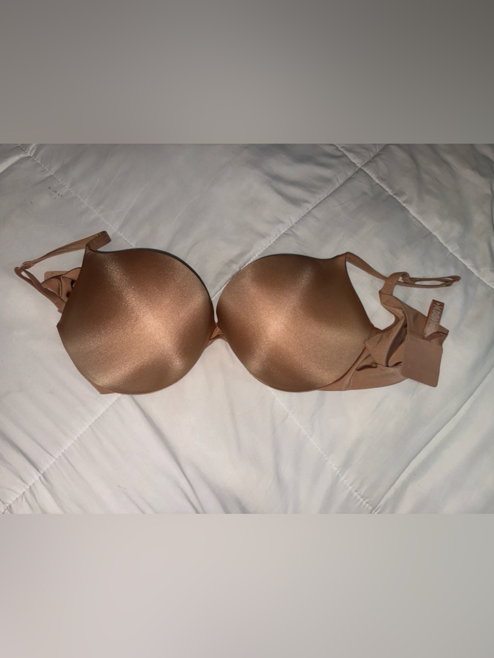 SKIMS Smooth Contour Bra - Tan